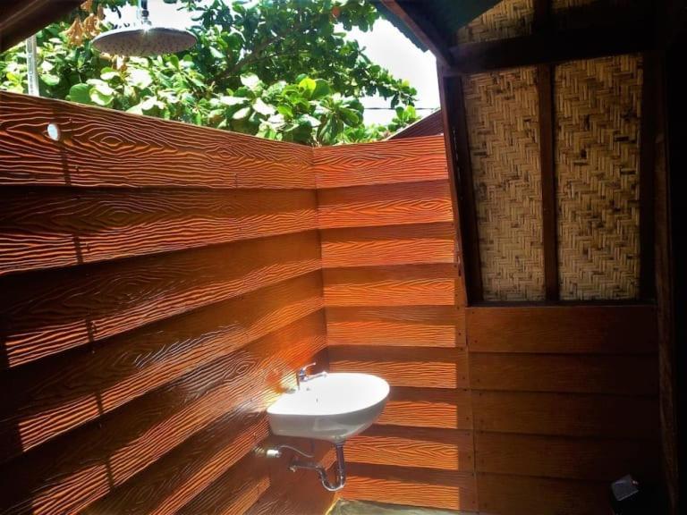 Good Vibes Bungalows Gili Trawangan Esterno foto